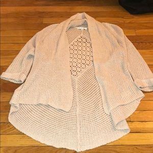 Cream Cabi open cardigan sz: small